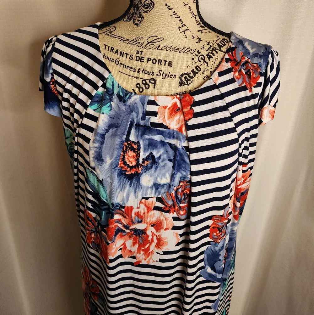 Estel Collection Dress - Picture 2 of 8